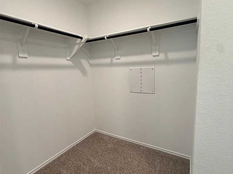 6007 Diamond Vista Ct N — Photo 17