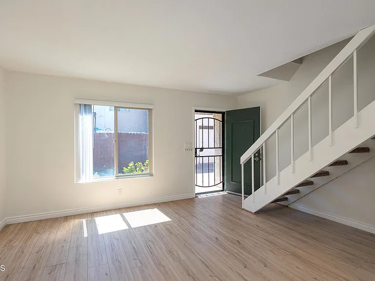 4939 Nautilus St #C — Photo 3