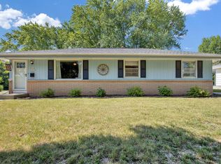 N91W16833 Laurel Ln, Menomonee Falls, WI 53051