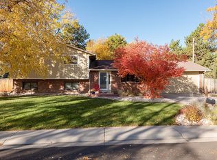 2165 S Moore St, Lakewood, CO 80227