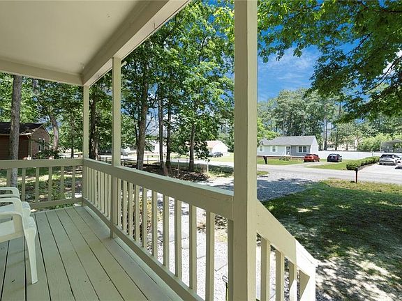 4th image of 3713 Julep Dr