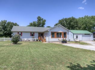 2018 N Lemaja St, Galena, KS 66739