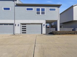 7726 Jacquelyn Oaks Rd, Houston, TX 77055