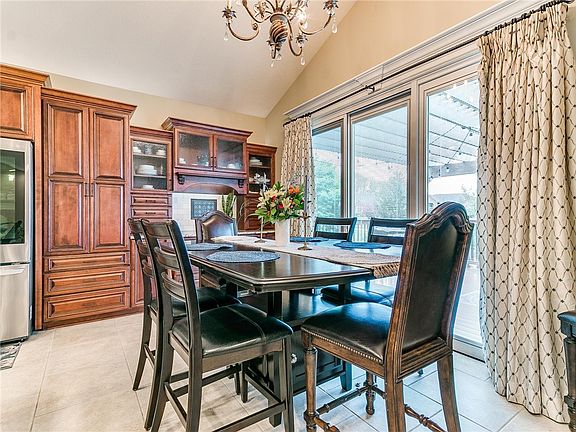 4th image of 9203 Westfield Cir