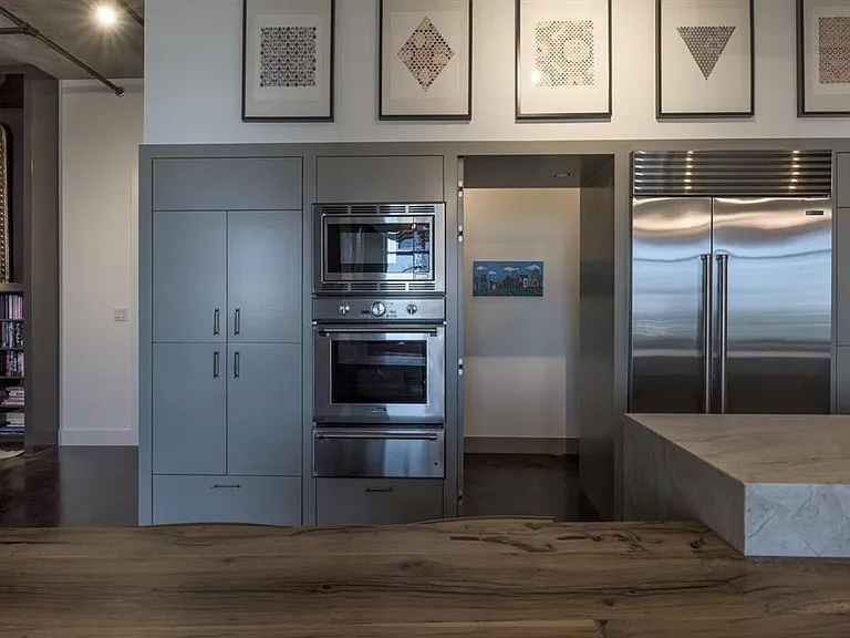 800 W 5th St #1007 — Photo 12