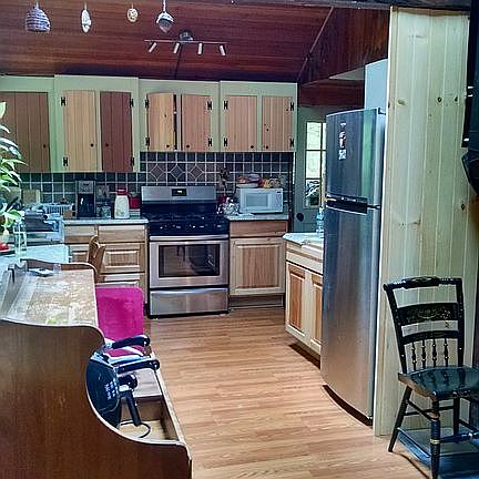 5th image of 1389 Passaconaway Rd