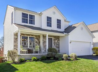 8491 Flowering Cherry Dr, Blacklick, OH 43004