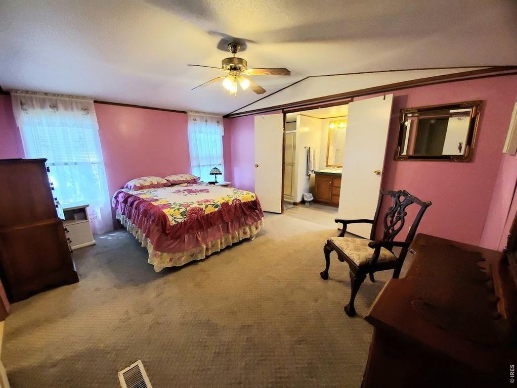 221 W 57th St #37A