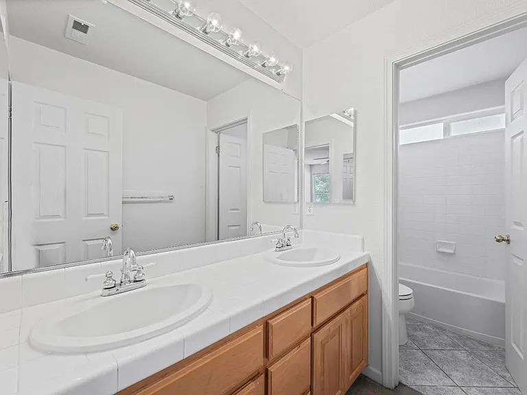1515 Dovetail Way — Photo 16