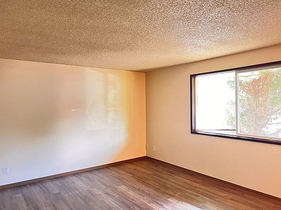3rd image of 4314-4388 State St #4358