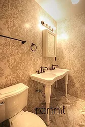 Rented by Rennit Inc.