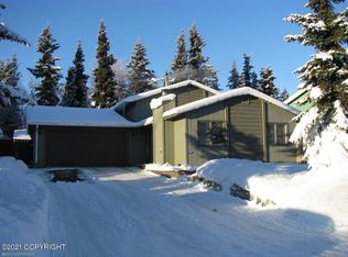 12640 Breckenridge Dr, Eagle River, AK 99577