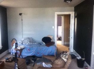 6910 Ridge Ave, Philadelphia, PA 19128