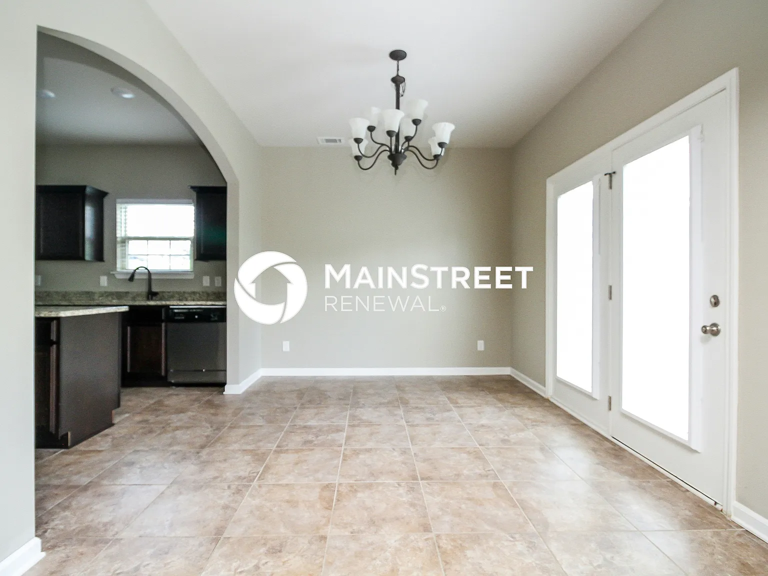 160 Lyndhurst Dr — Photo 4