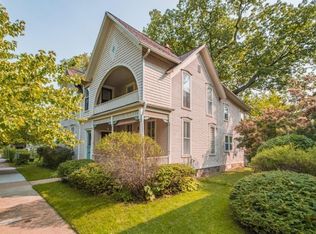 1522 Broadway Ave NW #1, Grand Rapids, MI 49504