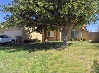 30884 Live Oak Dr, Running Springs, CA 92382