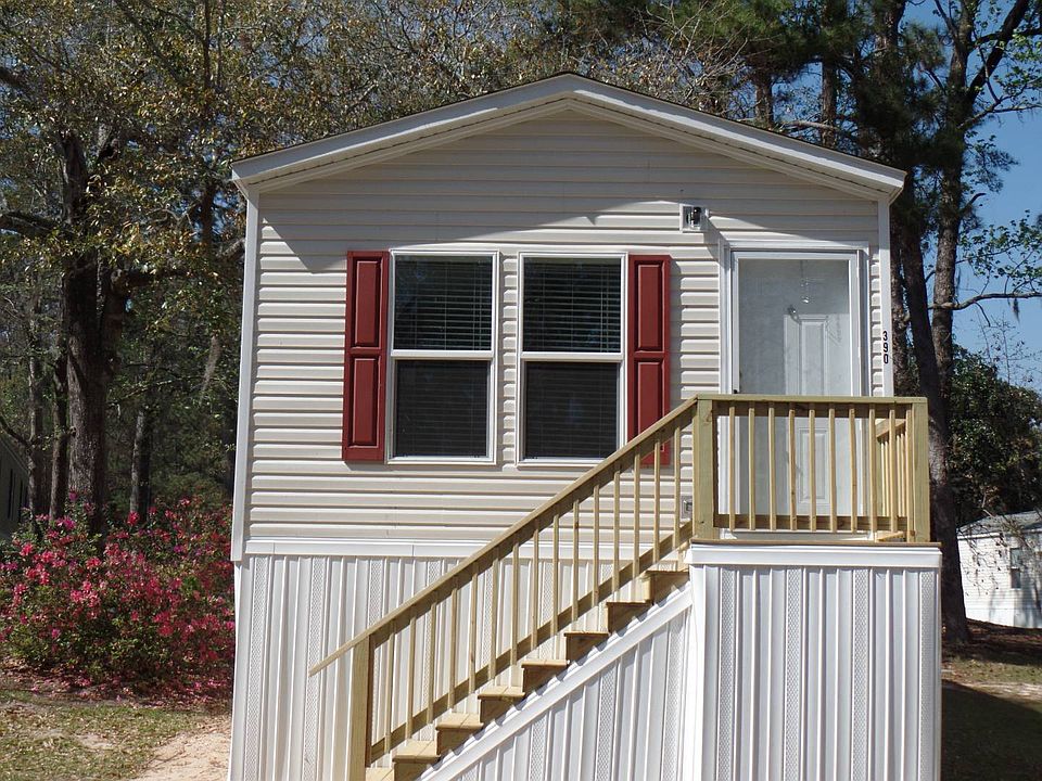 1st image of 390 Blue Dolphin Ln