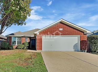 7505 Fossil Lake Dr, Arlington, TX 76002