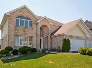 1249 Parliament St, Crete, IL 60417