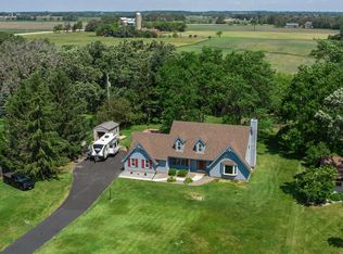 19028 Savage Rd, Union Grove, WI 53182