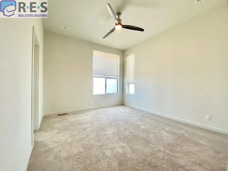 9190 E 52nd Dr — Photo 5