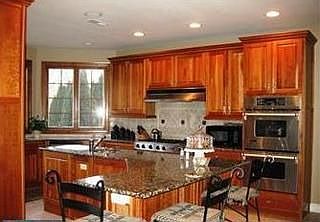 2nd image of 425 Walmere Way