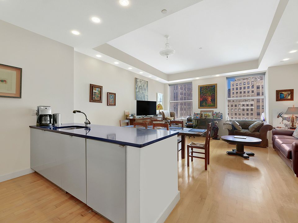 1st image of 15 Broad St APT 2308