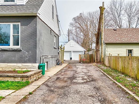 3rd image of 78 Price Ave