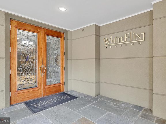 3rd image of 11800 Old Georgetown Rd APT 1407