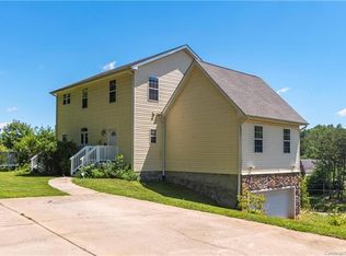 286 Mountain Haven Dr, Mars Hill, NC 28754