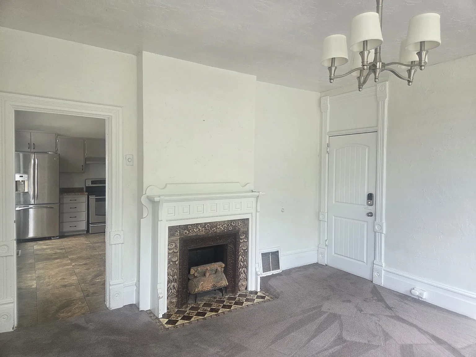 1 bed, 800 sqft, $1,400 — Photo 3