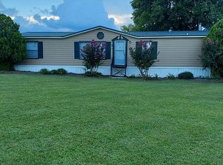 107 Middle Trl, Sylvester, GA 31791