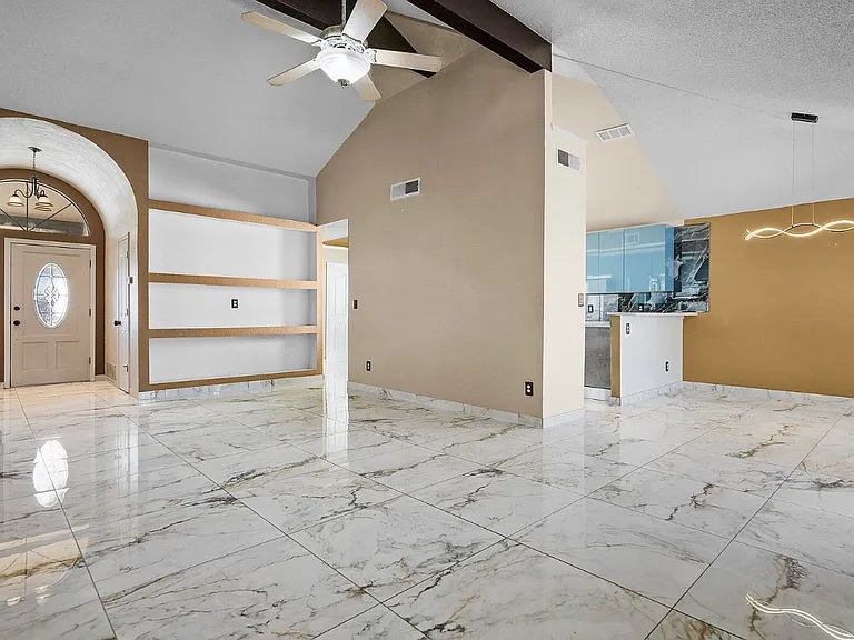 12517 Sun Spirit Dr — Photo 7