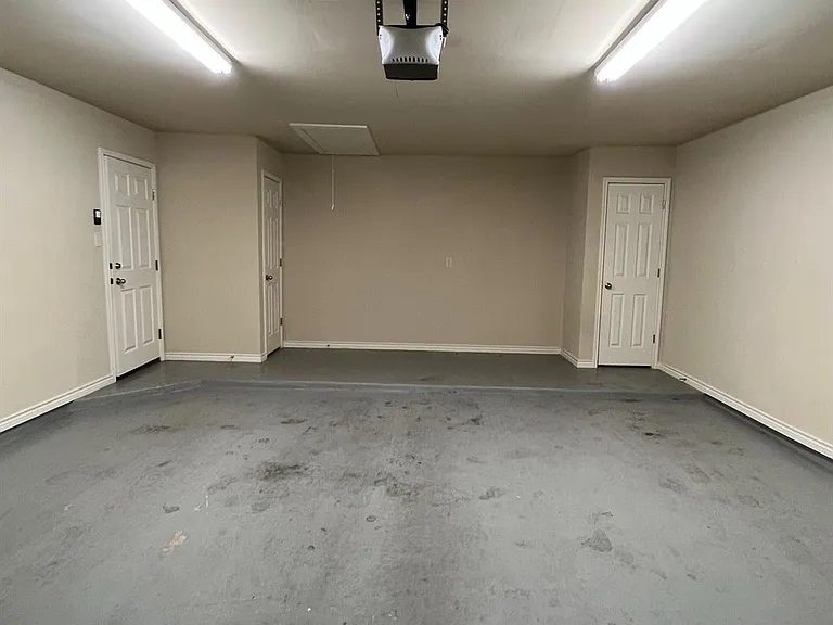 2915 Bushnell Dr — Photo 22