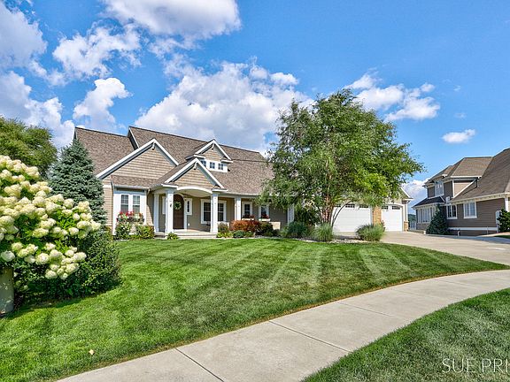 3rd image of 5852 Nelson Dr