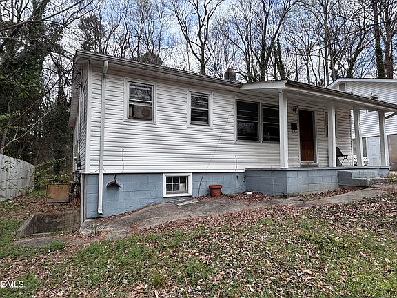 3rd image of 126 Johnson St