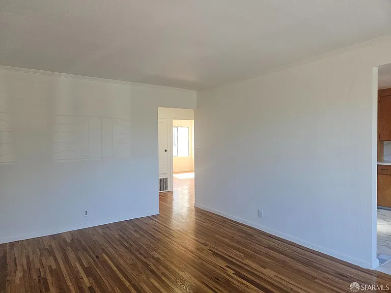 280 Cambridge St — Photo 6
