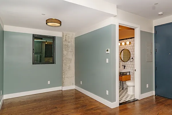 Rented by MySpaceNYC | media 72