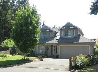 969 NE Oak Cir, Canby, OR 97013