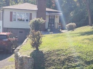 1320 Ridgecrest Ave, Kingsport, TN 37660