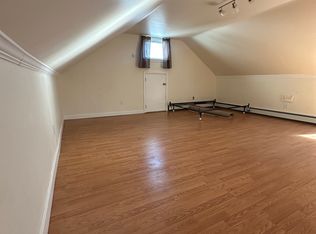 42 Varney St, Lowell, MA 01854