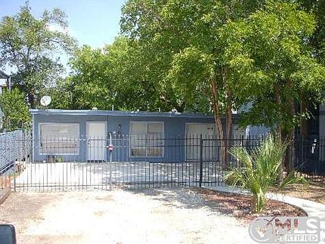 2nd image of 1315 E Mulberry Ave APT 23