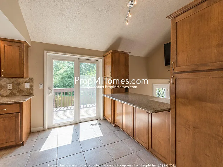 11881 SE Southern Lites Dr — Photo 6