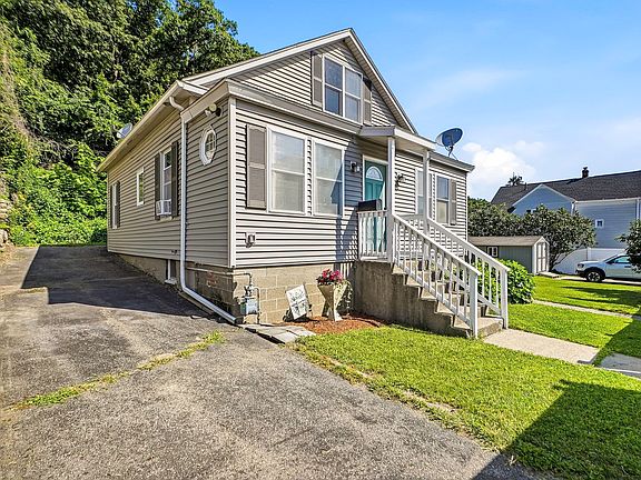 2nd image of 55 Chilmark St