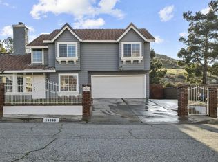 39369 Beacon Ln, Palmdale, CA 93551