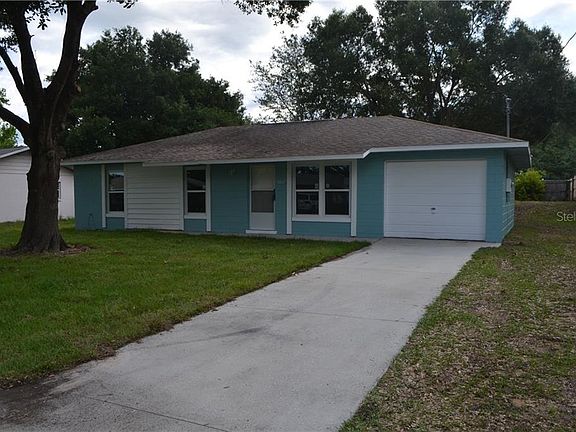 2nd image of 480 Oak Dr