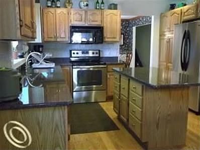 5th image of 639 Gleneagles