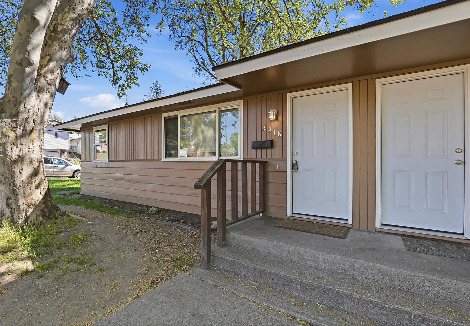 Newly Renovated Garland Area Duplex! - 1st 30 Days Free! — Photo 1