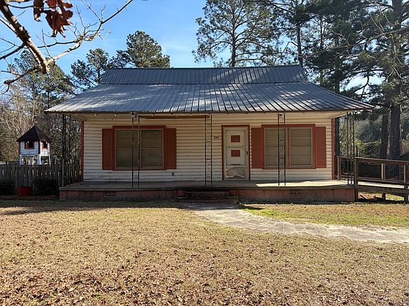 2nd image of 854 Rockhouse Rd E