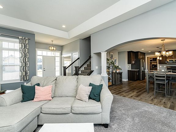 2nd image of 4220 Genevieve Pl NW